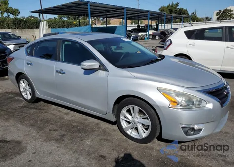 2015 Nissan Altima 2.5 from USA, damaged, VIN 1N4AL3AP2FC229270